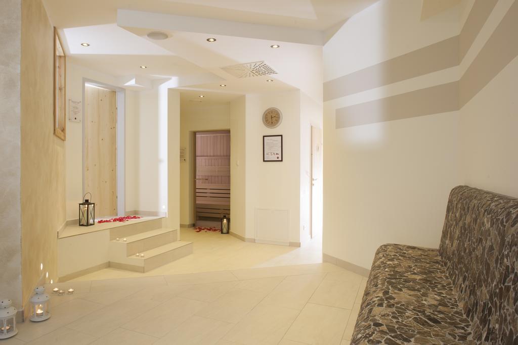 Hotel Nassfeld ซอนเนนอัลเพอ นัสส์เฟลด์ ภายนอก รูปภาพ