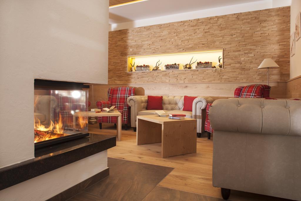 Hotel Nassfeld ซอนเนนอัลเพอ นัสส์เฟลด์ ภายนอก รูปภาพ