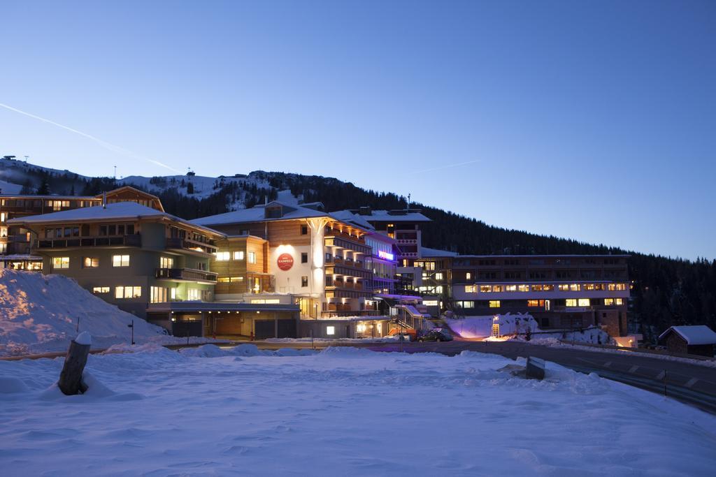 Hotel Nassfeld ซอนเนนอัลเพอ นัสส์เฟลด์ ภายนอก รูปภาพ
